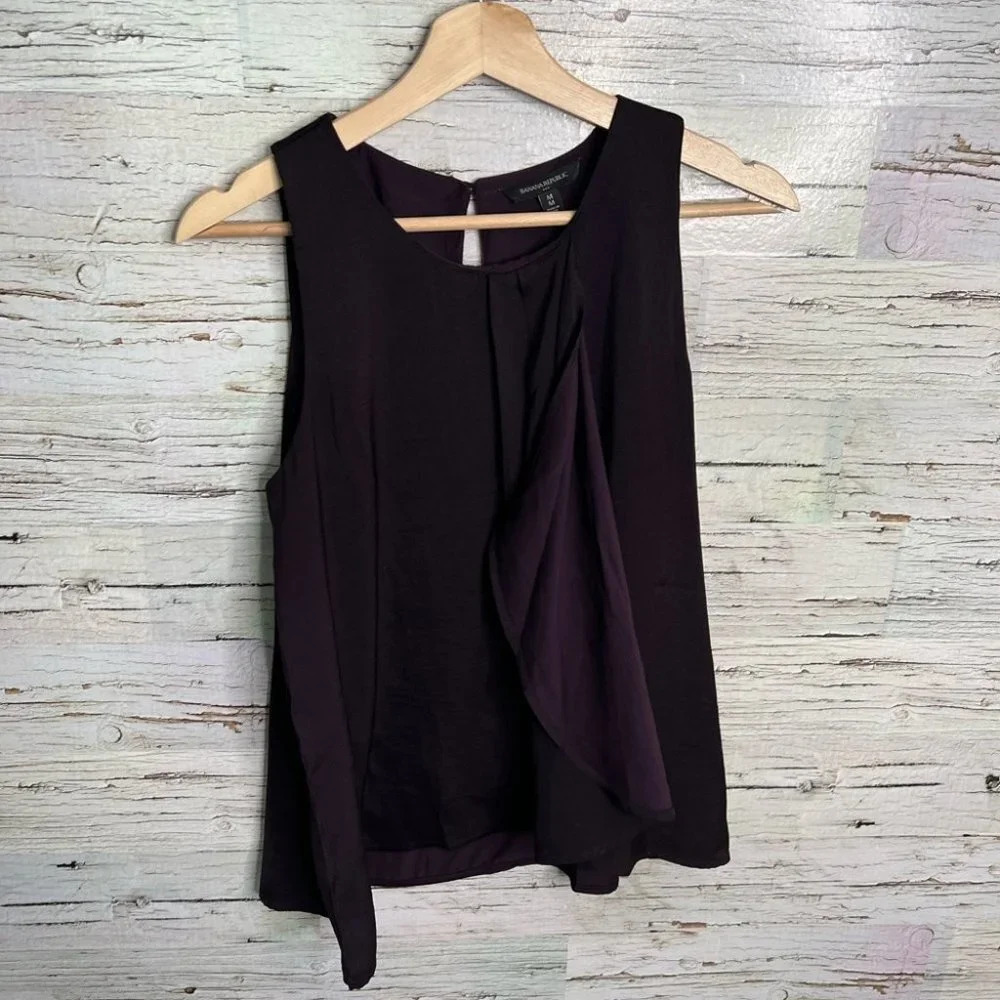 Banana  republic purple tank top blouse size medium